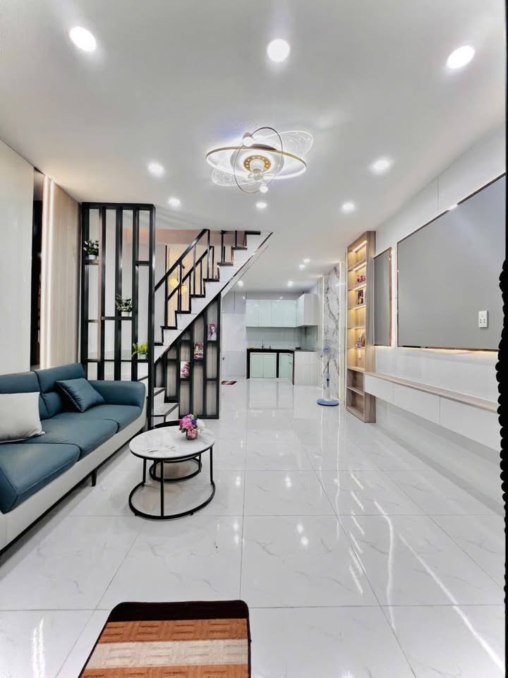 Nhà quận Gò Vấp 23m² giá 3.85 tỷ - Nhà mới vào ở ngay!