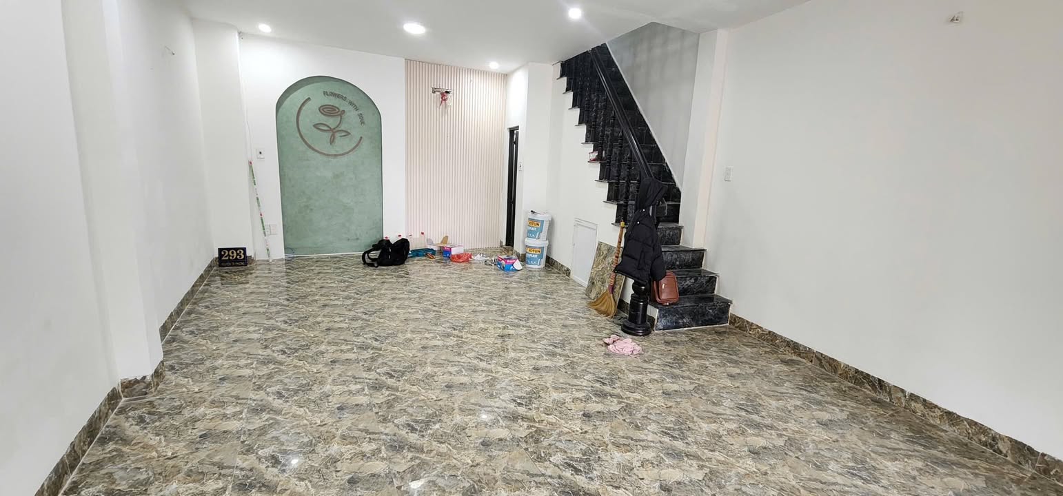 Nhà mặt tiền đường Nguyễn Tri Phương, Hải Châu, Đà Nẵng 35m² - Kinh doanh thuận lợi ngay trung tâm!