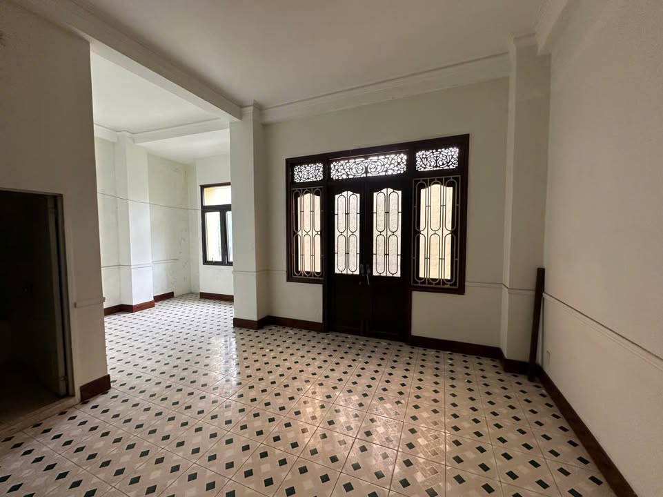 Cho thuê mặt bằng mặt tiền Nguyễn Văn Linh 70m² giá 9 triệu - Vị trí đắc địa cho kinh doanh!