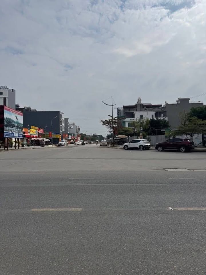 Lô đất 80m² tại phố Mã, thị trấn Sóc Sơn, giá 2.56 tỷ - Sổ đỏ chính chủ