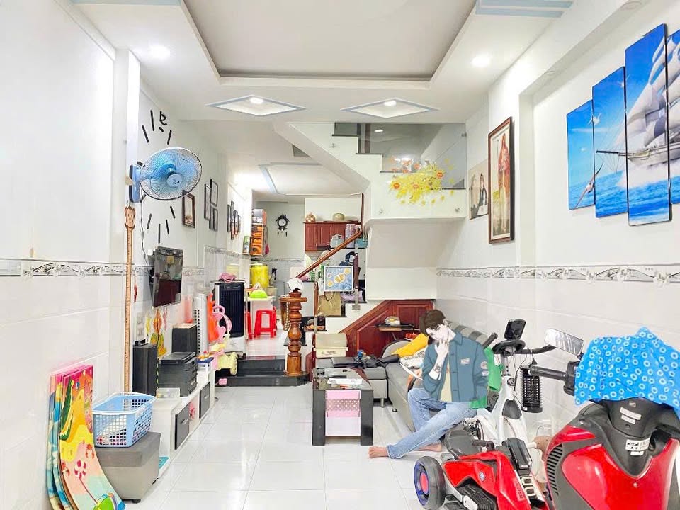 Nhà phố Bình Thạnh 47m² giá 6 tỷ - Vị trí trung tâm sầm uất gần chợ Bà Chiểu!