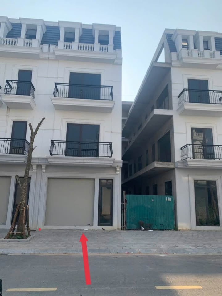 Đất nền Hồ Sen - Đường Trịnh Kiểm 90m² giá 5 tỷ - Đầu tư sinh lời ngay!