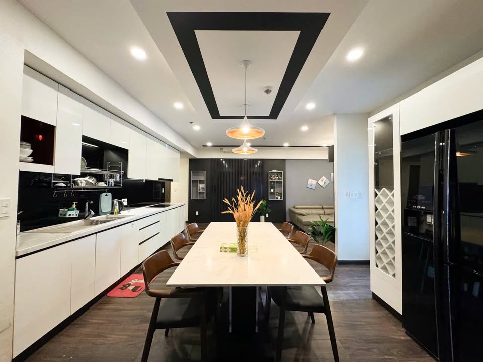 Căn hộ Sunrise City View Quận 7 99m² giá 20 triệu - Full nội thất cao cấp, sẵn sàng vào ở!