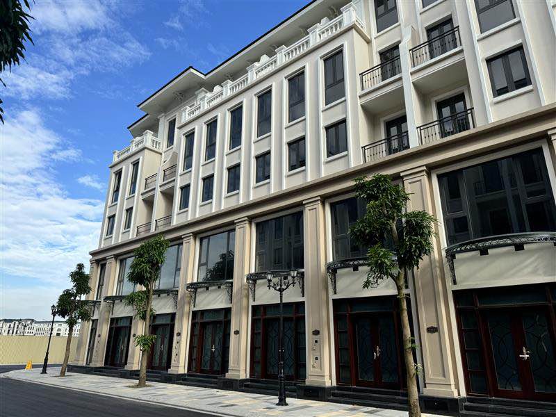 Căn hộ Vịnh Tây Hưng Yên 80m² giá 13.6 tỷ - Vị trí đắc địa, cơ hội đầu tư tuyệt vời!