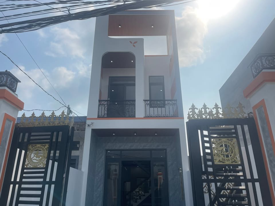 Nhà đẹp Phước Lý, Cần Giuộc 108m² giá 2.95 tỷ - Sổ hồng riêng, hoàn công