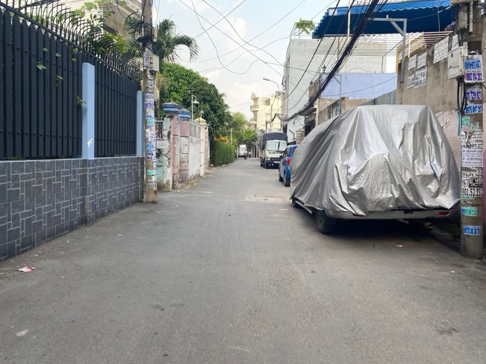 Đất nền Cityland Gò Vấp 87m² giá 11 tỷ - Căn góc 3 mặt tiền, hẻm xe hơi rộng rãi!