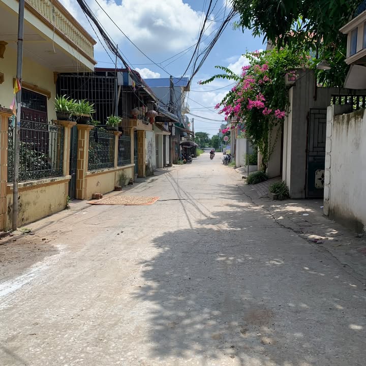 Đất nền Thị trấn Chúc Sơn Huyện Chương Mỹ 50m² giá 3 tỷ - Vị trí vàng, cơ hội đầu tư hấp dẫn!