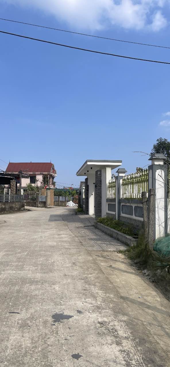 Đất nền Thạch Tân, Thạch Hà 220m² - Vị trí đẹp, giao thông thuận lợi!