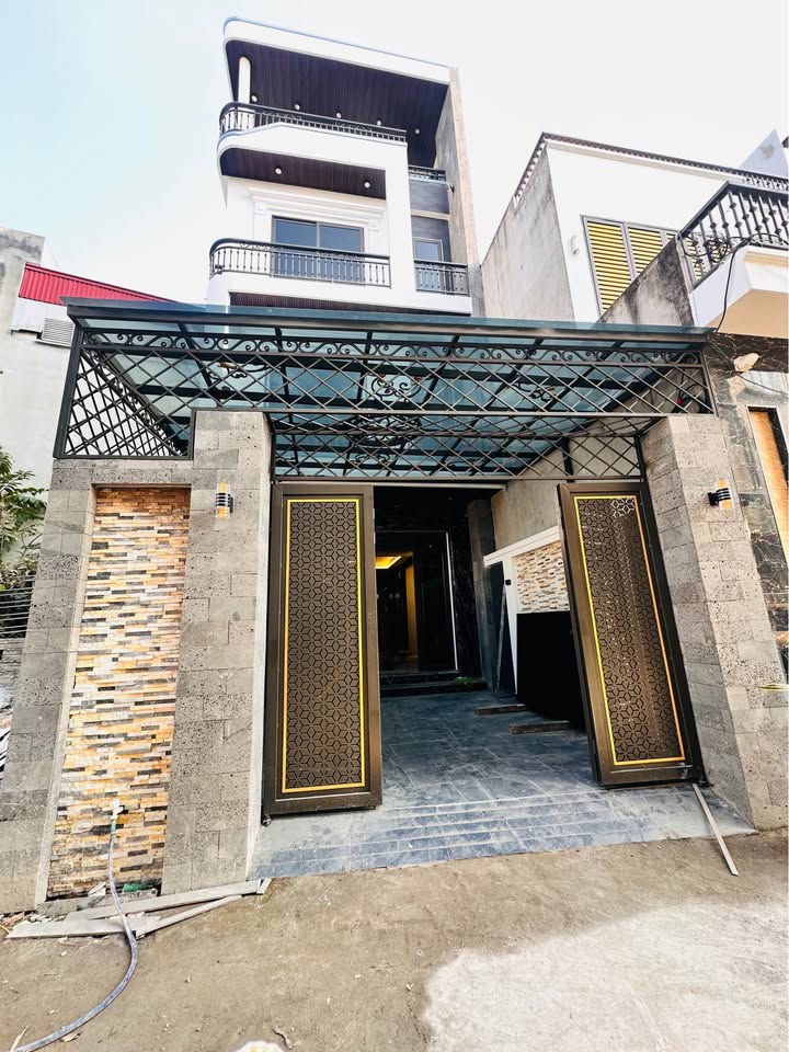 Nhà 4 tầng Cái Tắt, An Đồng, An Dương 375m² giá 6.4 tỷ - Ô tô đỗ cửa, vị trí đắc địa!