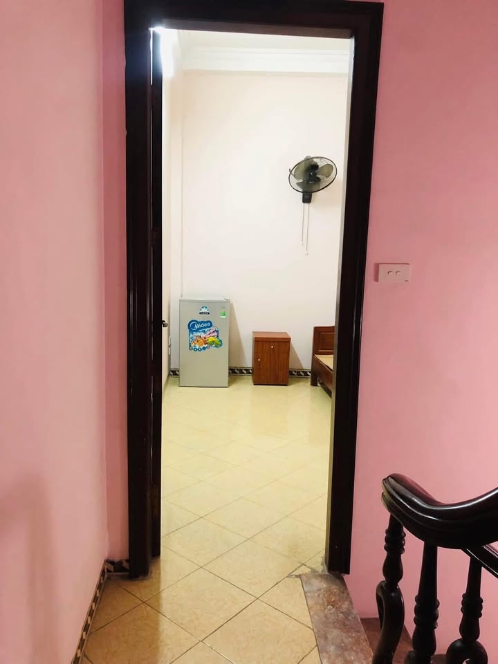 Phòng trọ Quận Đống Đa 1,8 triệu - Ở ngay, chính chủ cho thuê!