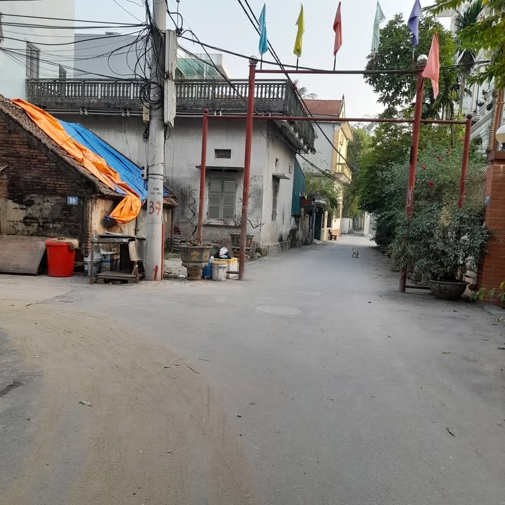 Nhà cấp 4 Hoài Đức 80m² giá 3 tỷ - Vị trí đắc địa, ô tô tránh!