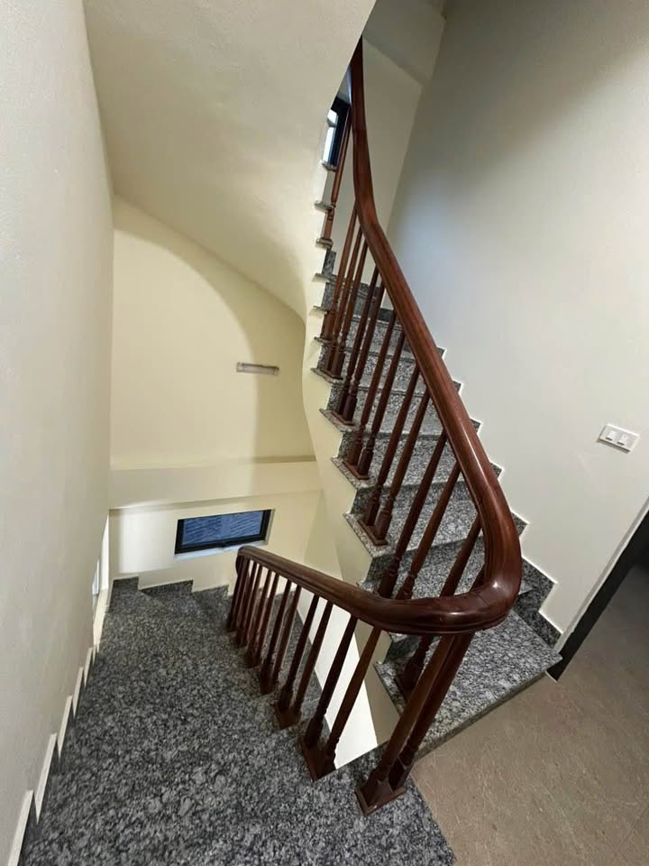 Nhà dân 3 tầng tại Đức Thượng 92m² giá 6.5 tỷ - Ô tô vào tận nhà!