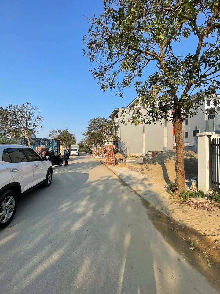 Nhà phố 3 tầng khu đô thị Handico Vinh Tân 172m² giá 9.55 tỷ - Sổ hồng chính chủ