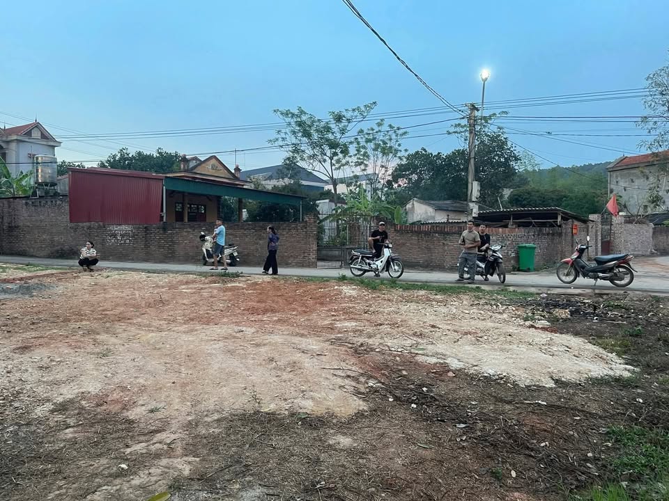 Đất lô góc phường Xuân Hòa, 168m² giá 1.764 tỷ - Cơ hội đầu tư tuyệt vời!