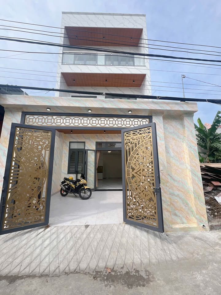 Nhà phố Dĩ An 68m² giá 4.85 tỷ - Sổ riêng chính chủ, gần trung tâm y tế