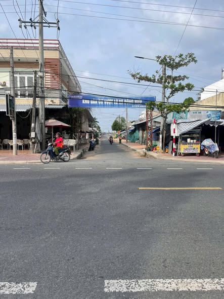 Đất nền Ấp Thới Hữu, Đông Hiệp, Cờ Đỏ 300m² chỉ 350 triệu - Cơ hội đầu tư tuyệt vời!