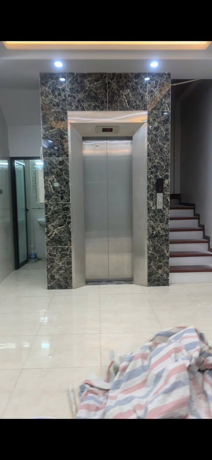 Nhà Hào Nam 40m² giá 12 tỷ - Sẵn sàng đón Tết!