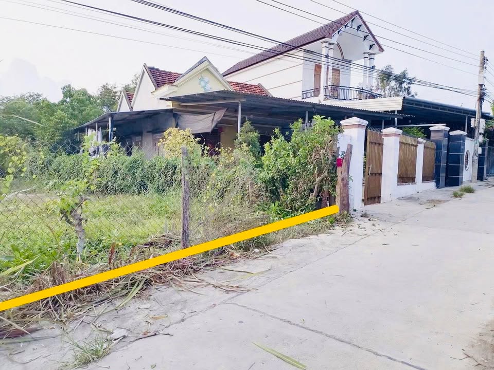 Đất thổ cư Ninh Sơn, Ninh Hòa 194m² giá 620 triệu - Phong thủy tốt, đầu tư sinh lời!