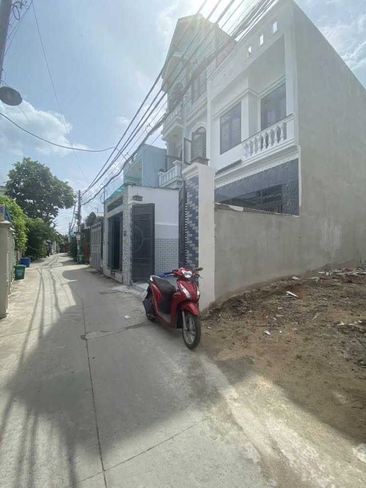 Nhà riêng Trần Thị Hè, Quận 12 72m² giá 4.7 tỷ - Nội thất sang trọng, hỗ trợ vay ngân hàng!