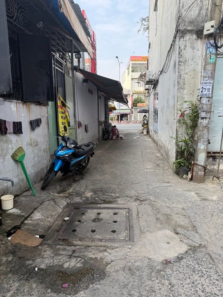 Nhà phố đường Lê Trọng Tấn, Tân Phú 90m² giá 7.7 tỷ - Sẵn sàng đón Tết!