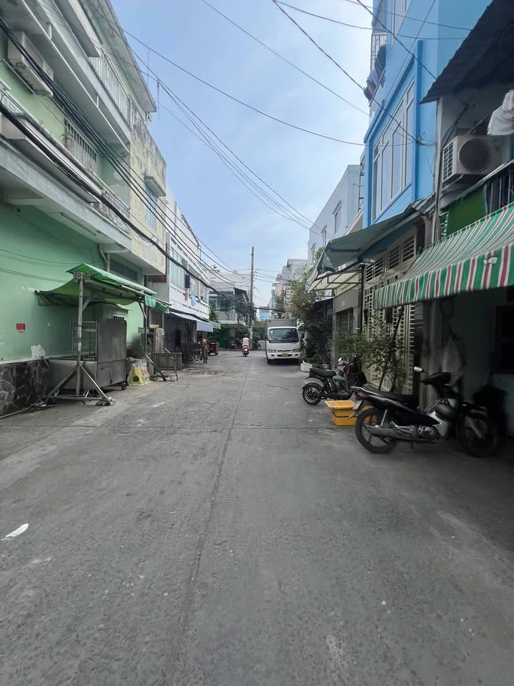 Nhà Bình Tiên, Quận 6, 48.7m², giá 6.6 tỷ - Nhà mới đẹp, đầy đủ tiện nghi!