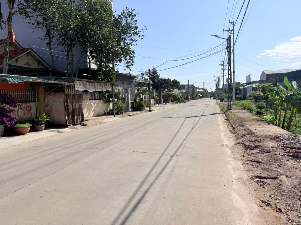 Đất nền Đường Hồng Kỳ, Phường Ninh Dương, 103m² giá 1 tỷ - Chỉ cần liên hệ để xem ngay!
