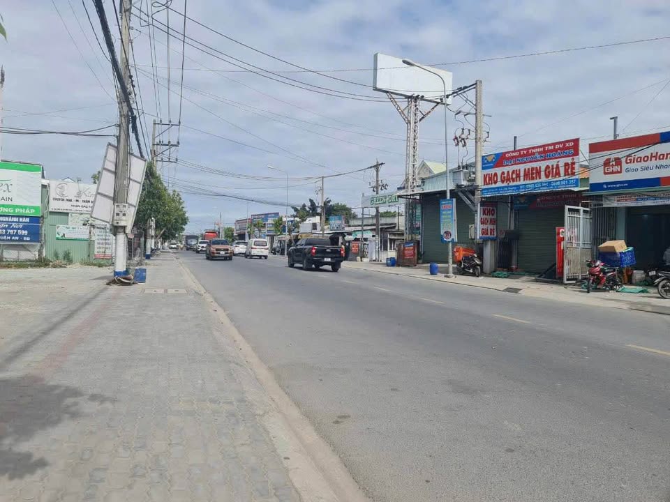 Nhà mặt tiền kinh doanh Lê Thị Trung, Thuận An 480m² giá 13.5 tỷ - Đầu tư sinh lời ngay!