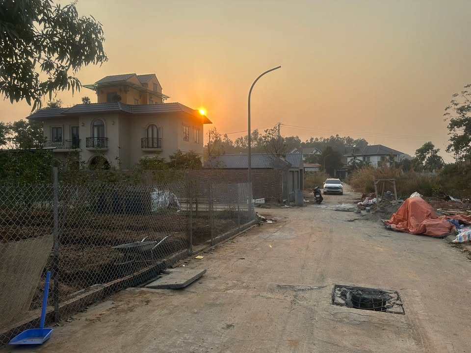 Đất nền đẹp tại khu đô thị Định Chung Vĩnh Yên 82.5m² giá 1.6 tỷ - Cơ hội đầu tư hấp dẫn!