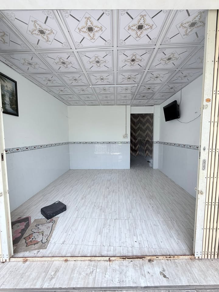 Nhà 1 trệt 1 gác Hẻm 139, Phường 8, Cà Mau 60m² giá 1.3 tỷ - Sổ hồng chính chủ!