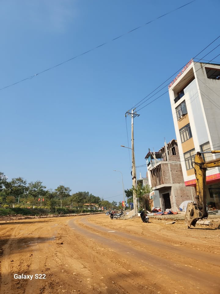 Đất nền tái định cư Phường Đề Thám 200m² giá 6 tỷ - Lô góc 2 mặt tiền view thoáng!