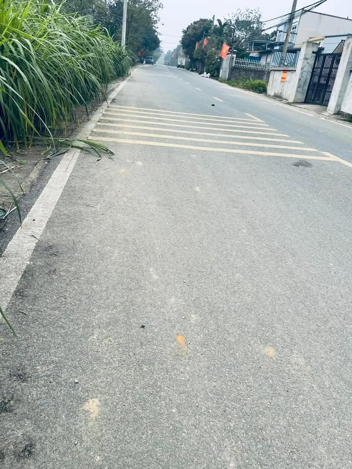 Đất nền 2 mặt tiền Yên Bài, Ba Vì 5434m² giá 12 tỷ - Sẵn sàng đầu tư hoặc nghỉ dưỡng!