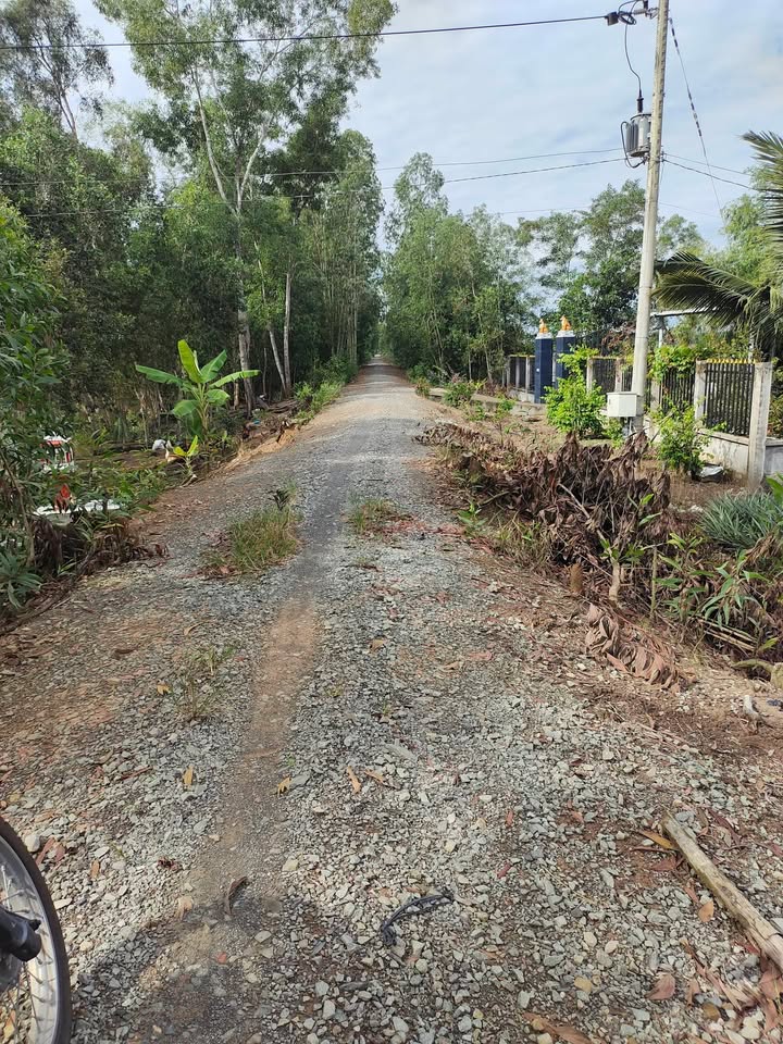 Đất nền Xã Hưng Thạnh 3600m² giá chỉ 180 triệu - Cơ hội đầu tư tuyệt vời!