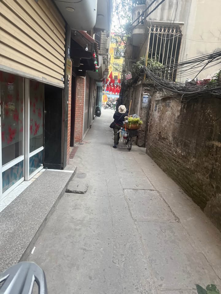 Căn hộ Dòng tiền Thanh Nhàn 82m² giá 22.2 tỷ - Hiệu suất dòng tiền cao!