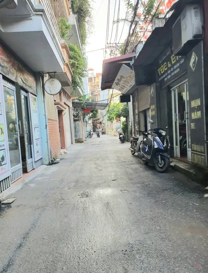 Nhà phố Ngọc Trục, Đại Mỗ, 35m² giá 7 tỷ - Nhà đẹp sẵn ở ngay!