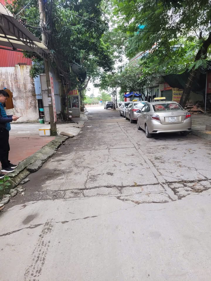 Đất nền Đại Đồng Tiên Du 68.5m² giá 4x tỷ - Vị trí đẹp, sẵn nhà ở!