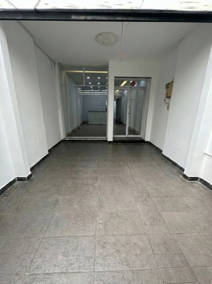 Cho thuê FrontHouse Lê Văn Sỹ Quận 3 - Diện tích 70m² - Kinh doanh sầm uất!