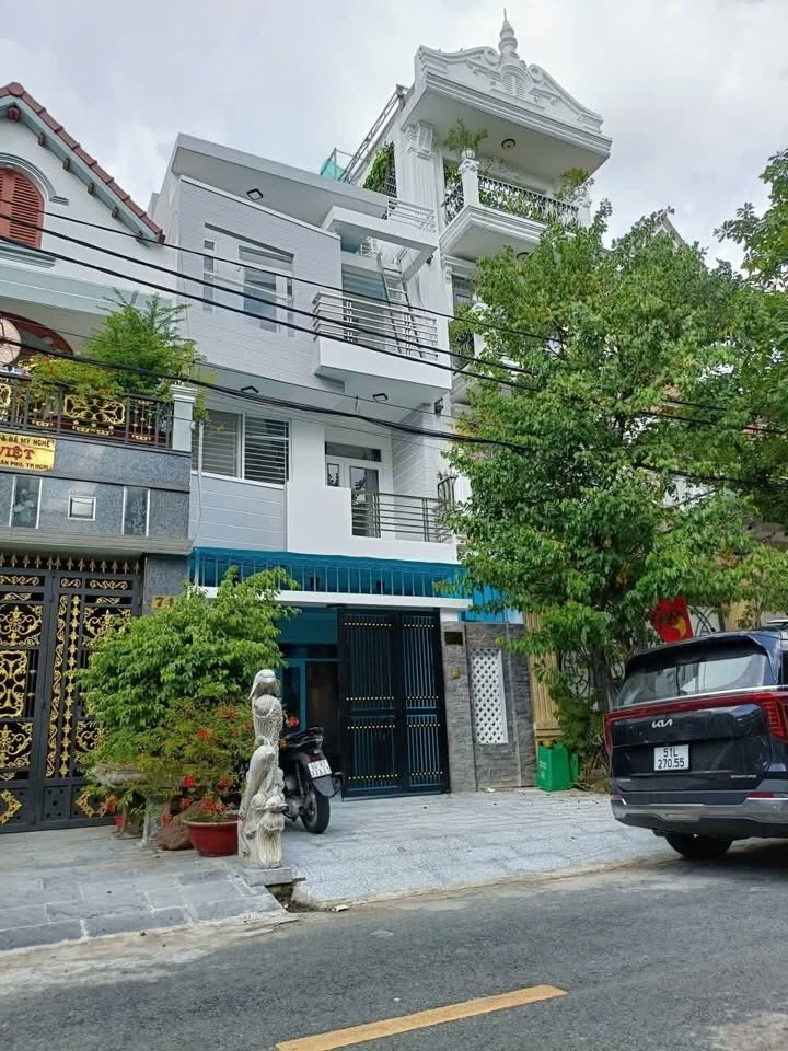 Nhà phố cho thuê tại Phường Tây Thạnh, Quận Tân Phú, 240m² giá 30 triệu - Thiết kế hiện đại, không gian thoáng đãng!