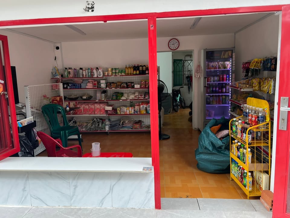 Nhà bán tại hẻm An Dương Vương, Quận Bình Tân 30m² - Kinh doanh thuận lợi!