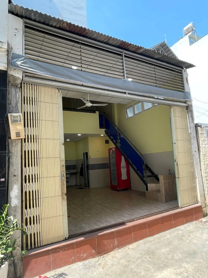 Nhà nguyên căn cho thuê đường Ung Văn Khiêm, 45m² chỉ 10 triệu/tháng - Thích hợp ở và kinh doanh