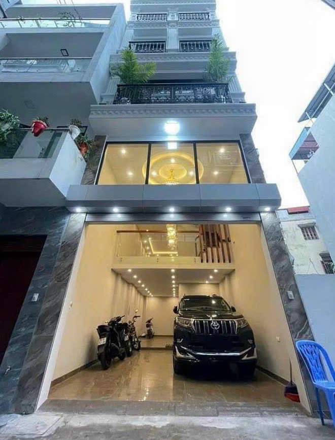 Nhà mặt tiền Ngọc Hồi 50m² giá 10 tỷ - Kinh doanh thuận lợi!