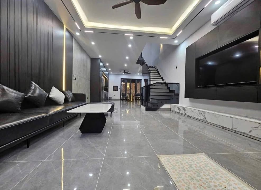 Cho thuê nhà phố tại Mỹ Gia The Capella, Nha Trang 270m² - Không gian sống yên tĩnh và tiện nghi!