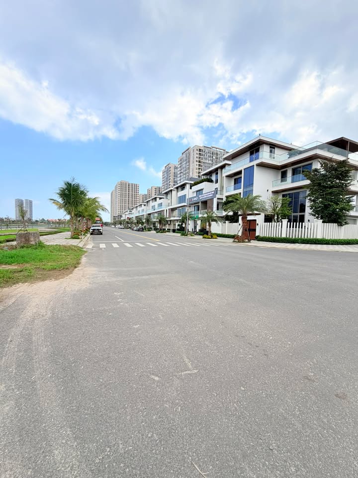 Đất nền Lakeside Đường Trung Lập 9 100m² giá 5.1 tỷ - Cơ hội đầu tư hấp dẫn!