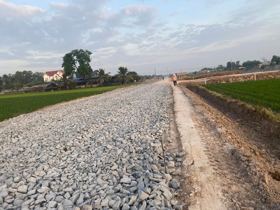 Đất ở đô thị 10878m² tại Thị trấn Bến Cầu - Giá chỉ 37 tỷ, thương lượng tốt!