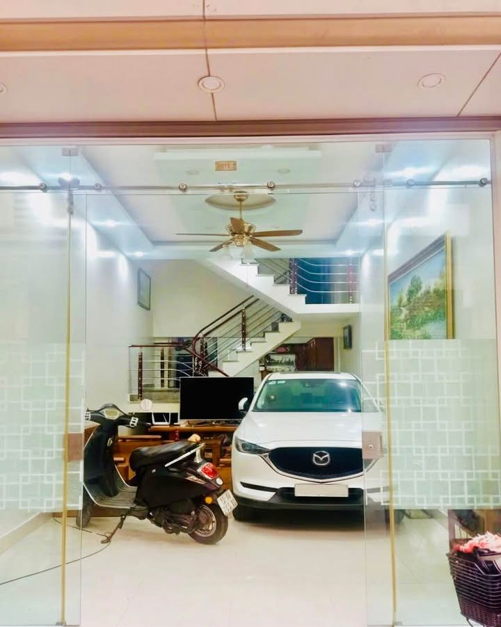 Nhà 4 tầng Miếu Hai Xã, Hải Phòng 47m² giá 3.4 tỷ - Ô tô vào tận nhà!