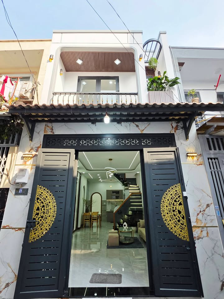 Nhà phố hẻm xe hơi 5m Đường số 12, Bình Tân 56m² giá 5.65 tỷ - Sẵn sàng vào ở!