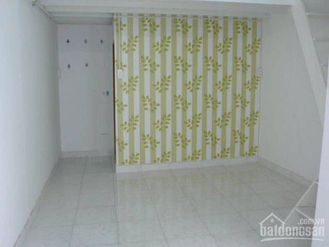 Phòng cho thuê Quận Tân Bình 15m² giá chỉ 1.5 triệu - Tiện nghi đầy đủ, an ninh đảm bảo!