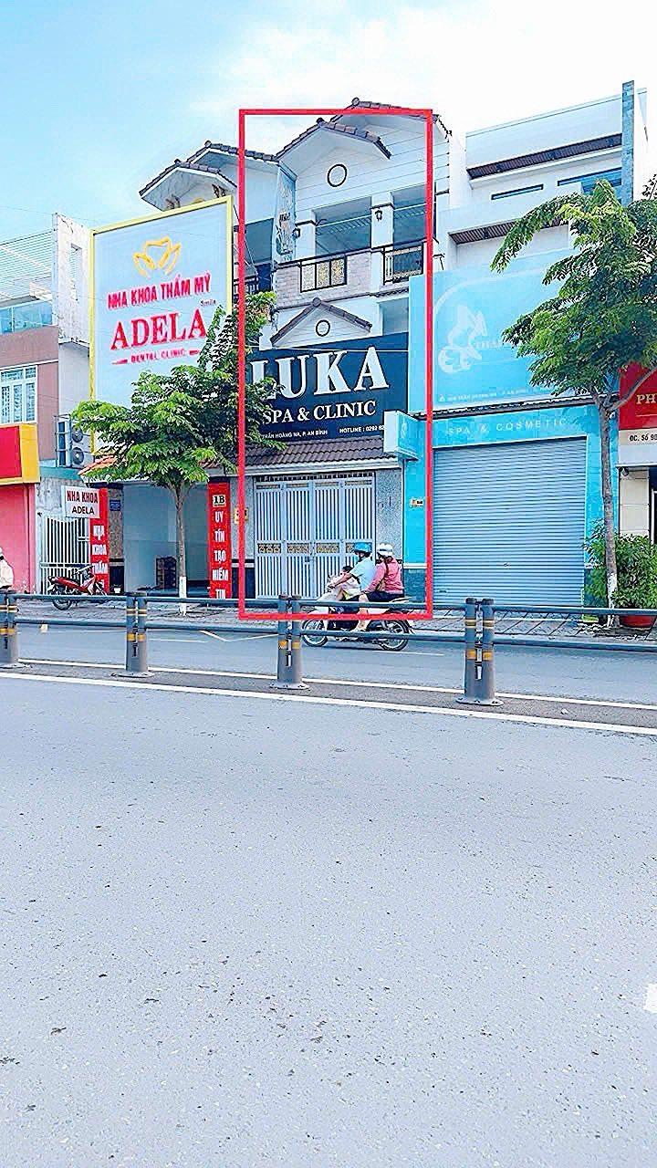 Nhà 2 Lầu Mặt Tiền Trần Hoàng Na, An Bình, Cần Thơ - Diện Tích 270m², Giá 11 Tỷ - Đang Có Thu Nhập 20 Triệu/Tháng!