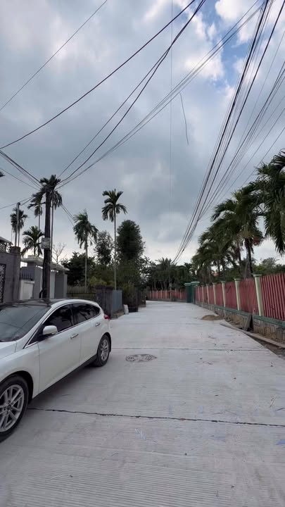 Nhà vườn Nghĩa Dõng 300m² giá 2.2 tỷ - Đường rộng ô tô tránh nhau!