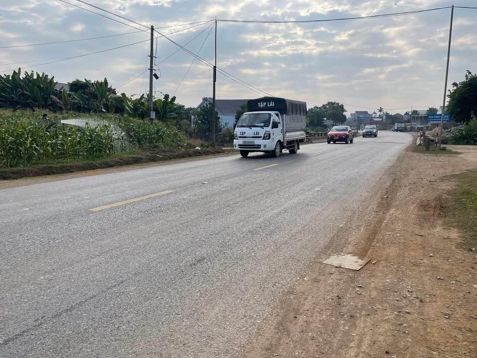 Đất nền Chợ Chiềng Mung 300m² giá 2.65 tỷ - Đầu tư sinh lời hấp dẫn!