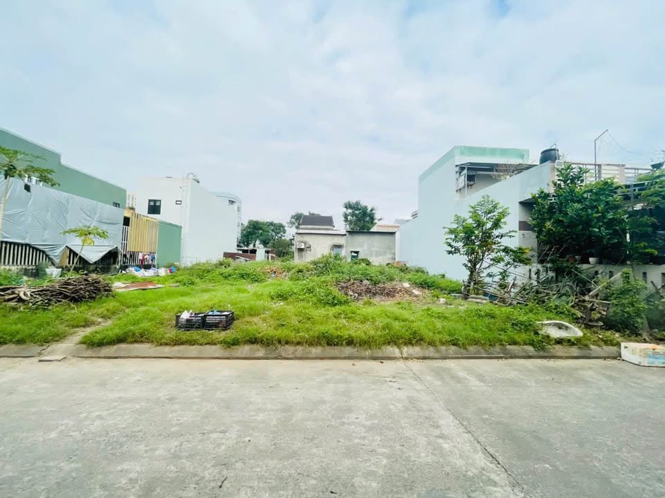 Đất nền mặt tiền Nguyễn Chu Sĩ, Đà Nẵng 100m² giá 3 tỷ - Cơ hội đầu tư tuyệt vời!